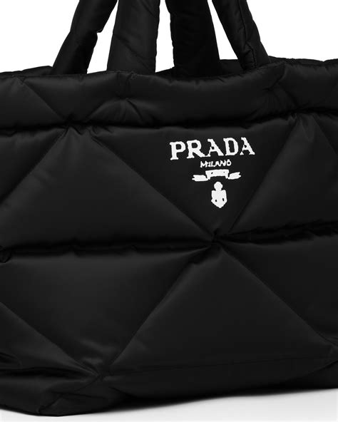 prada pouch au